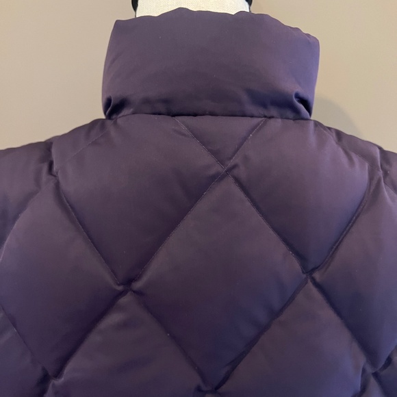 Eddie Bauer Women's Goose Down Quilted Puffer Vest, Size Medium - Picture 3 of 13